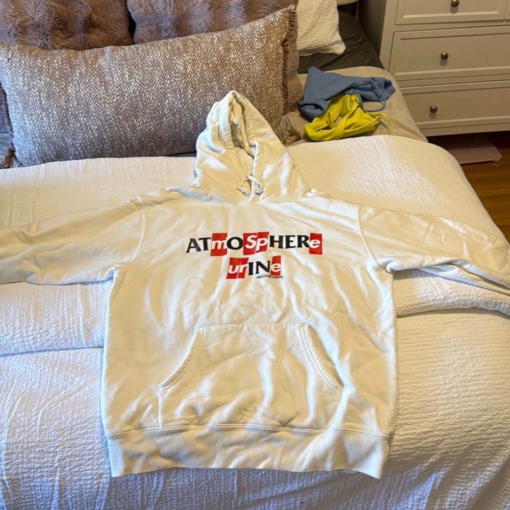 Supreme sweatshirt hoodie
